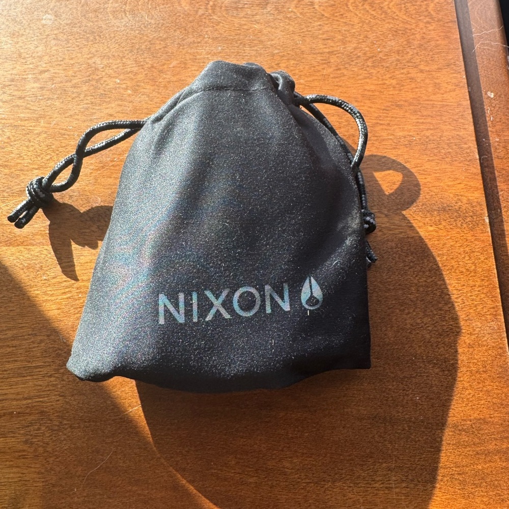 Nixon The Arrow Women’s Watch - Picture 4 of 5